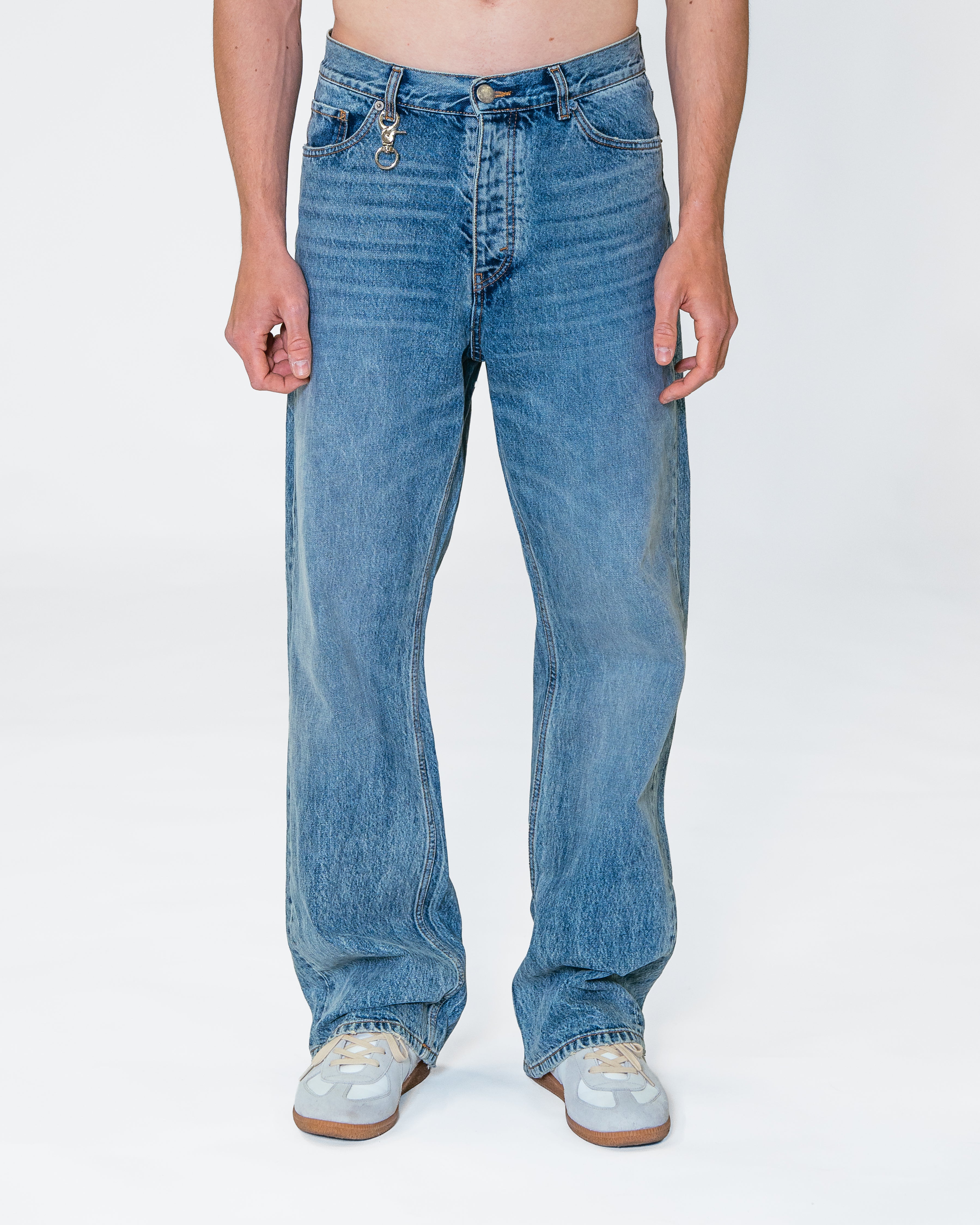 EVERYDAY DENIM